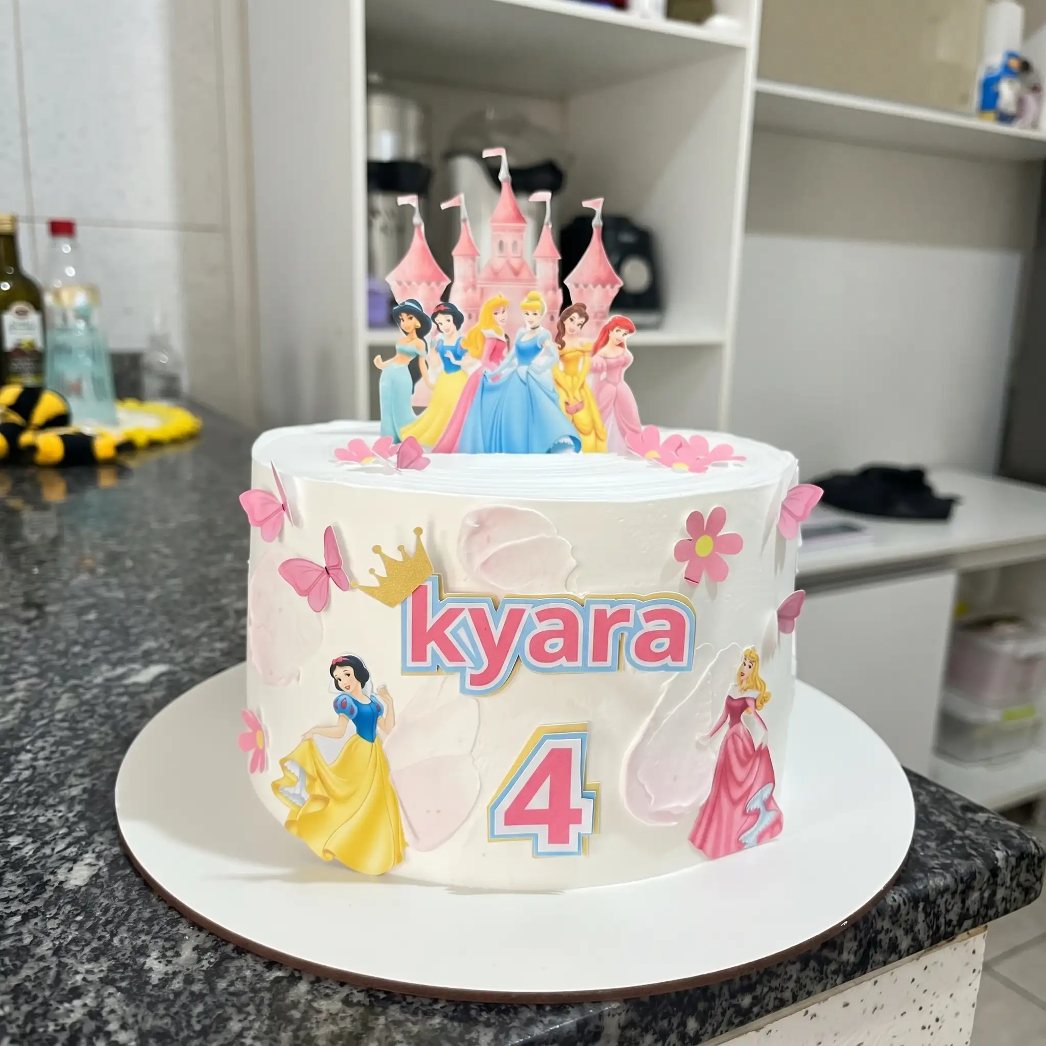 4 anos da Kyara